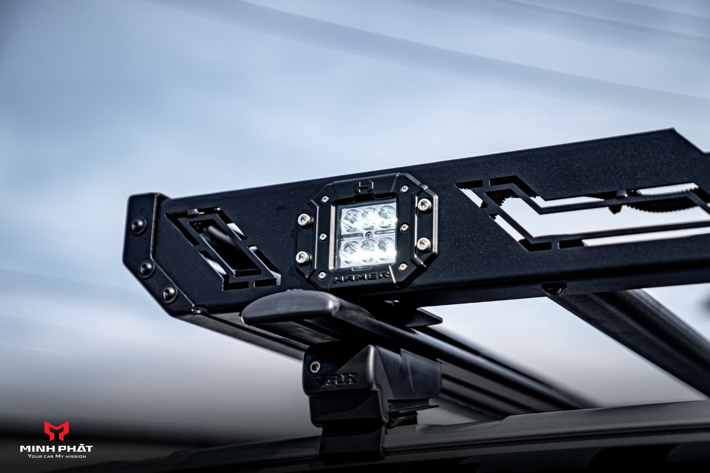 Baga Mui Có Đèn Led Hamer Solar Series HR153 Cho Ford Everest 2023+ trang bị hệ thống  đèn Led khối 18W