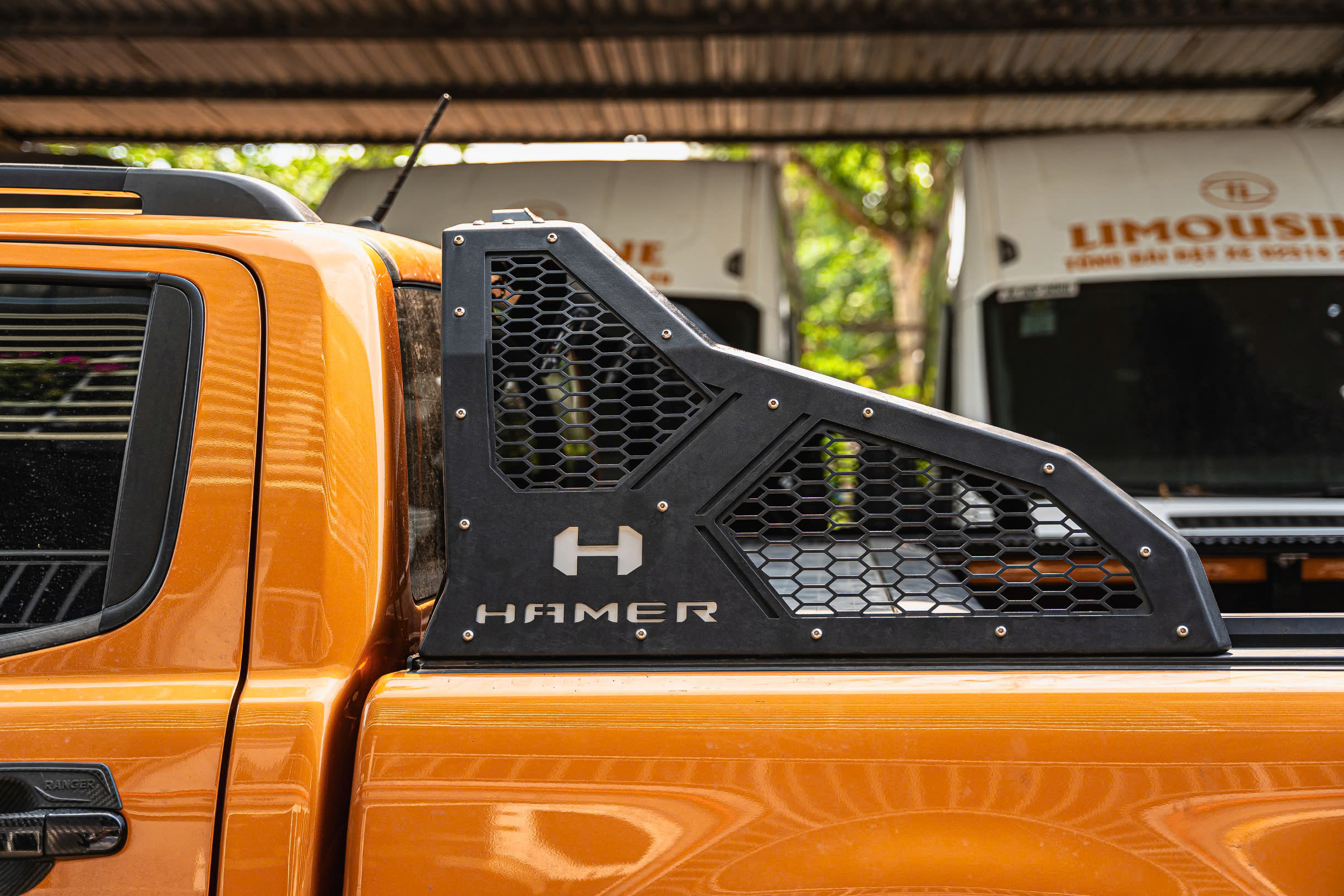 Khung thể thao Warrior Series HR1902 nâng tầm ngoại hình cho Ford Ranger/Raptor Next Gen 2023+