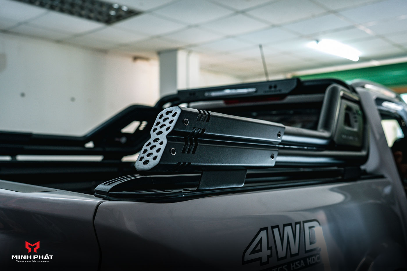 Khung thể thao Hamer Night Fury Series HR2000 nâng tầm ngoại hình cho Nissan Navara Pro4X