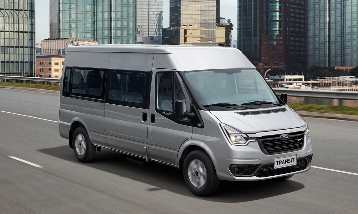 Phuộc giảm xóc thiếu sự mạnh mẽ là nhược điểm của Ford Transit