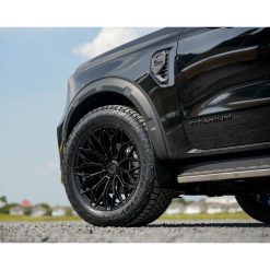 Alternative view of Bodykit Victor V1 Cho Ford Everest 2022+