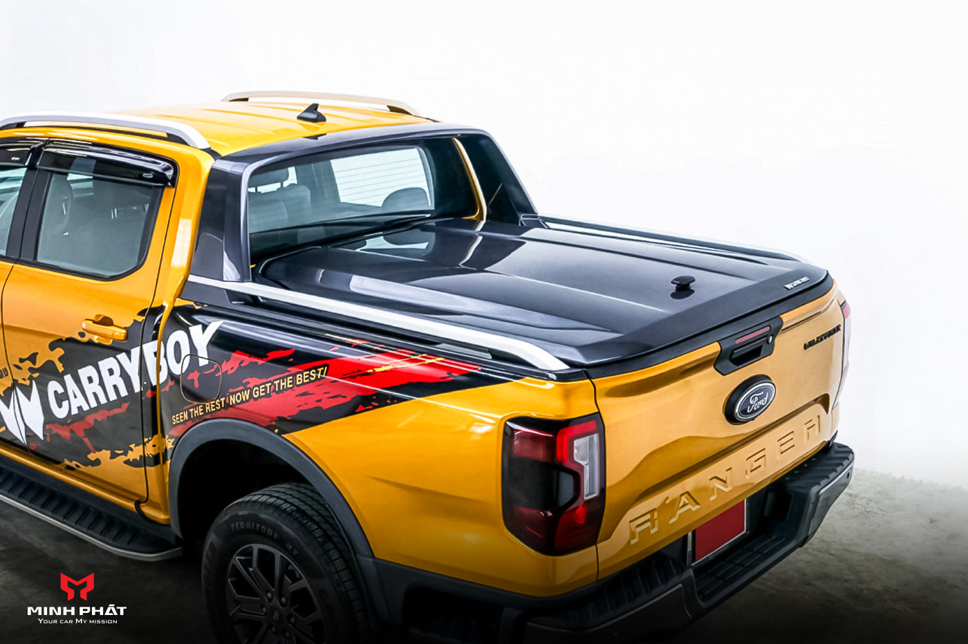 Nắp thùng cơ nâng 45 độ Carryboy GRX-R cho Ford Ranger Wildtrak 2022+